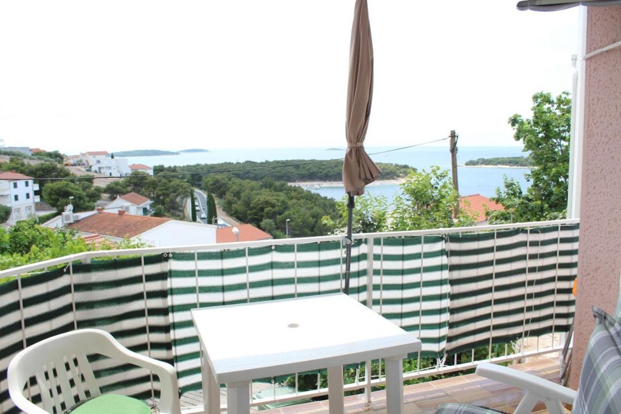 Apartment Bajuti Primošten Exterior foto
